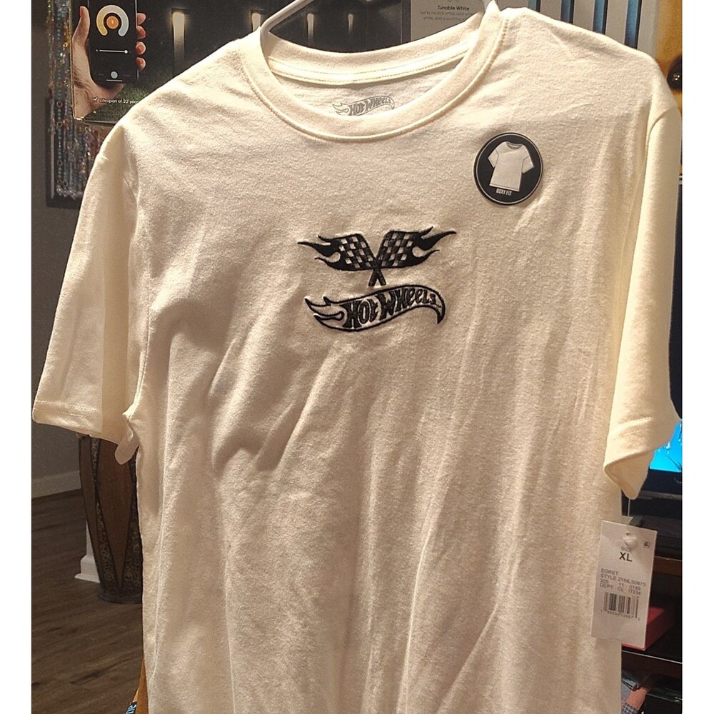 Hot Wheels Hybrid Men's XL White Graphic Crew Neck Short Sleeve Tee Double-Sided